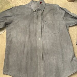 Izod button down dress shirt in blue white stripes in M